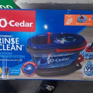 Easy wring Spin Mop with double tank